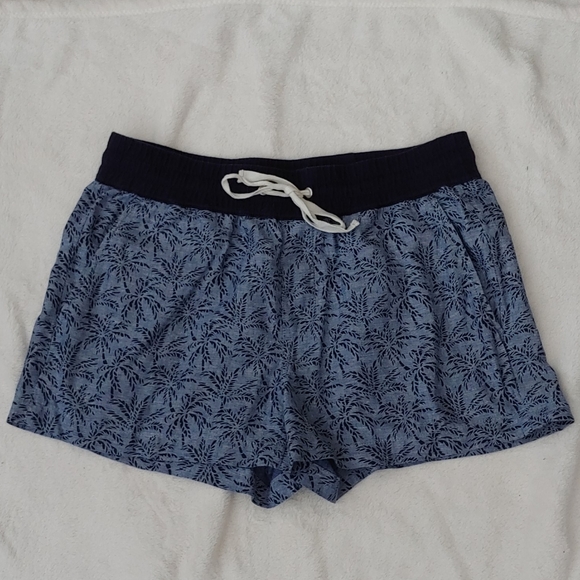 J. Crew Pants - J. Crew Blue Palm Tree Print Shorts, Size 6